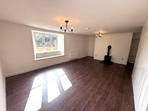 Living Room- click for photo gallery